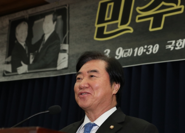 더불어민주당 이석현 의원(자료사진=연합뉴스)