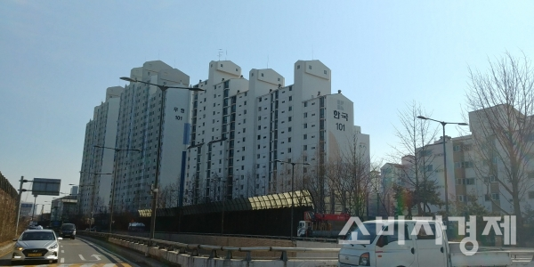 서울 여의도 한 아파트 단지. (사진=소비자경제)