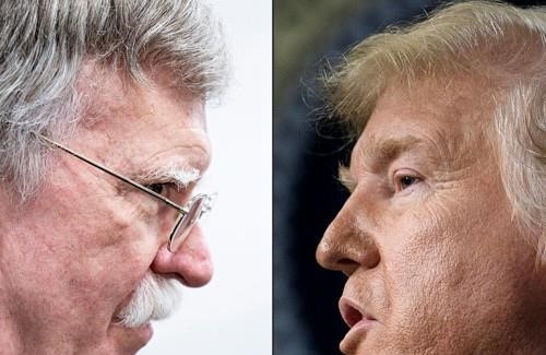 트럼프 대통령(오른쪽)과 존 볼턴(왼쪽)의 진실공방이 커지고 있다. 연합뉴스