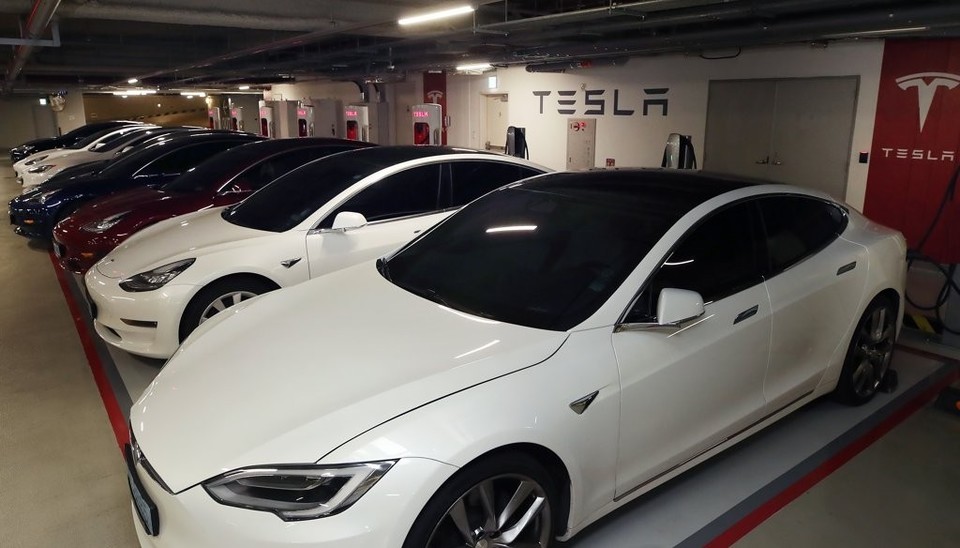 테슬라는 6월 모델3 기종은  지난달 대비 판매량이 3170% 상승했다. 연합뉴스