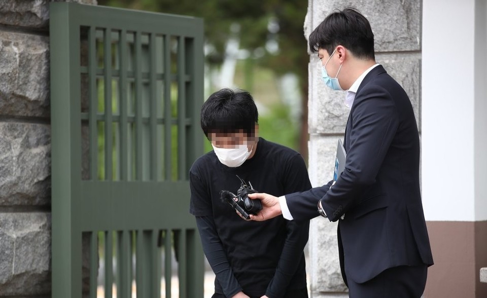 ​ 손정우는 지난 6일 오후 12시 50분께 구치소를 출소했다. 연합뉴스
