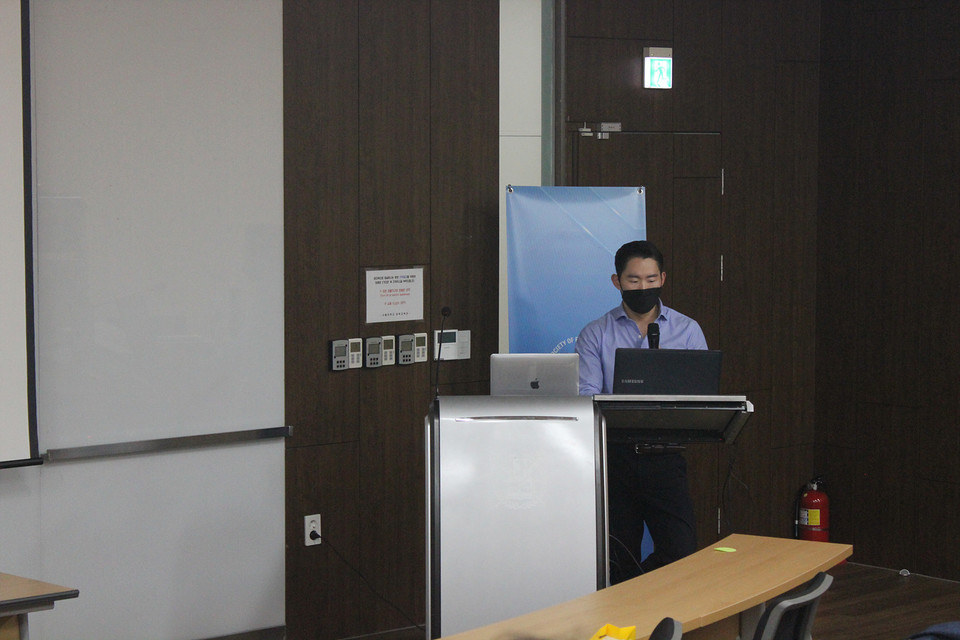 지난 8월 21일 서울대학교에서 개최된 ‘2020년 한국운동생리학회 정기국제학술대회’에서 서울대학교 건강운동과학연구실 연구팀은 2019년 12월부터 2020년 2월까지 약 세 달간 ‘껌 저작이 운동 효율 향상 및 에너지 소비에 미치는 영향’을 주제로 진행한 롯데중앙연구소와의 공동연구 결과를 발표했다. 사진=롯데중앙연구소