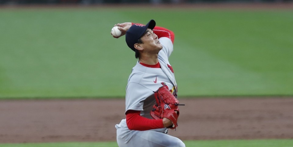 김광현이 2일 신시내티 구장 마운드에서 공을 던지고 있다. 연합뉴스