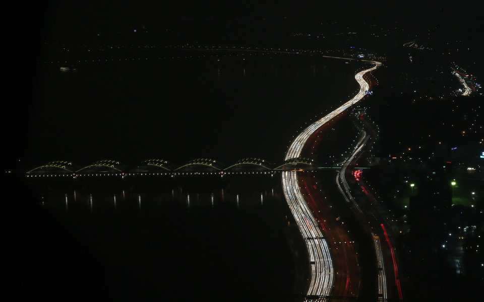 올림픽대로 야경. 연합뉴스