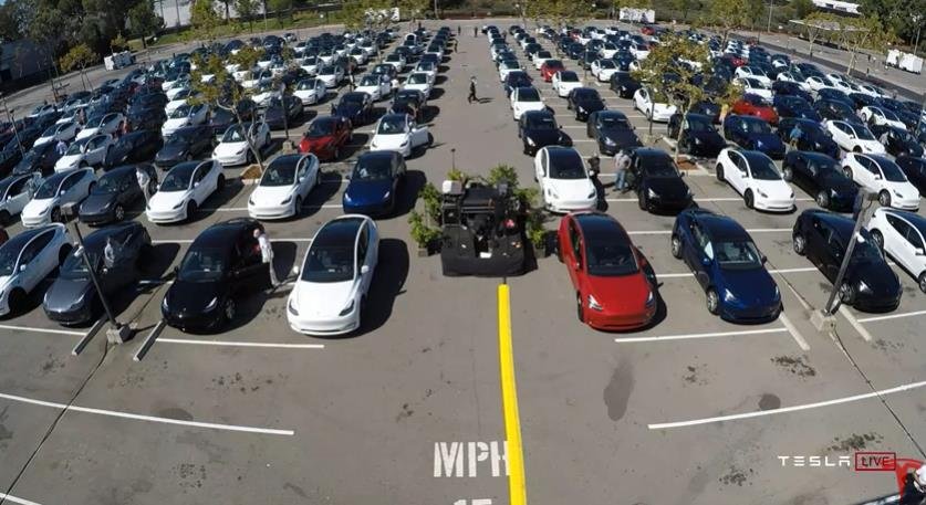 지난 9월에 열린 테슬라 배터리데이 행사 생중계 화면 캡처. 연합뉴스