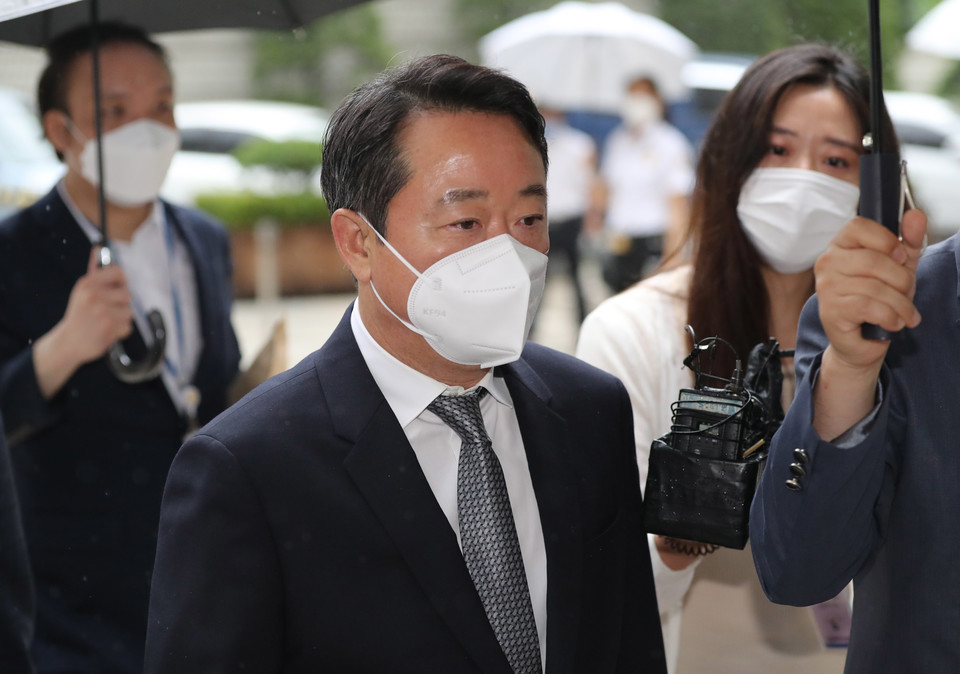 골관절염 유전자 치료제 ‘인보사 케이주’ 의혹으로 검찰 수사를 받은 이웅열 전 코오롱그룹 회장. 연합뉴스