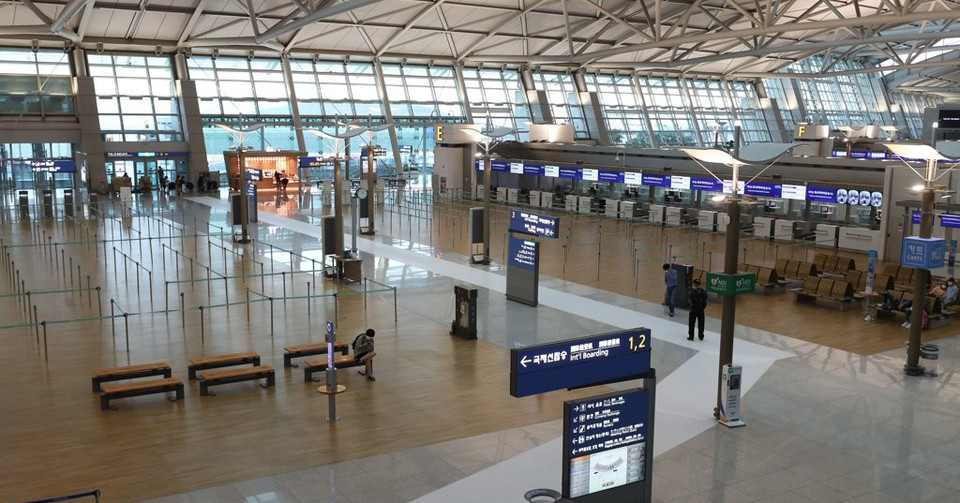 한산한 인천국제공항 출국장. 연합뉴스