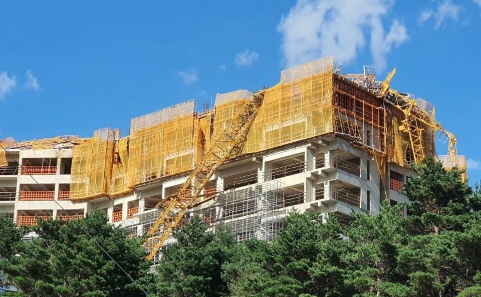  2월 서울 용산 공사장에서 무너진 타워크레인. 연합뉴스