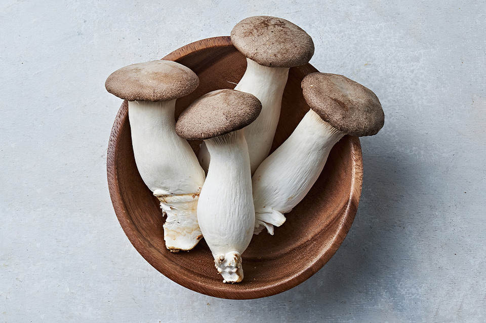 24개 필수식품 중 가장 저렴한 상품은 새송이버섯. 사진=마켓컬리