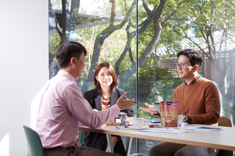 BGF리테일이 추석을 맞아 중소협력사의 원활한 자금 운용을 돕기 위해 열흘 가량 정산금 지급일정을 앞당겼다. [사진=BGF리테일]