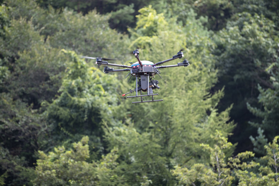 비행중인 드론 [사진=연합뉴스]