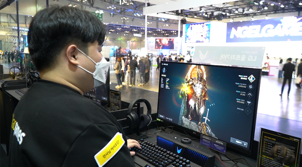 오딘: 발할라 라이징의 체험부스는 카카오게임즈가 소개한 게임들 중 가장 넓은 공간을 차지했다. [사진=권찬욱 기자]