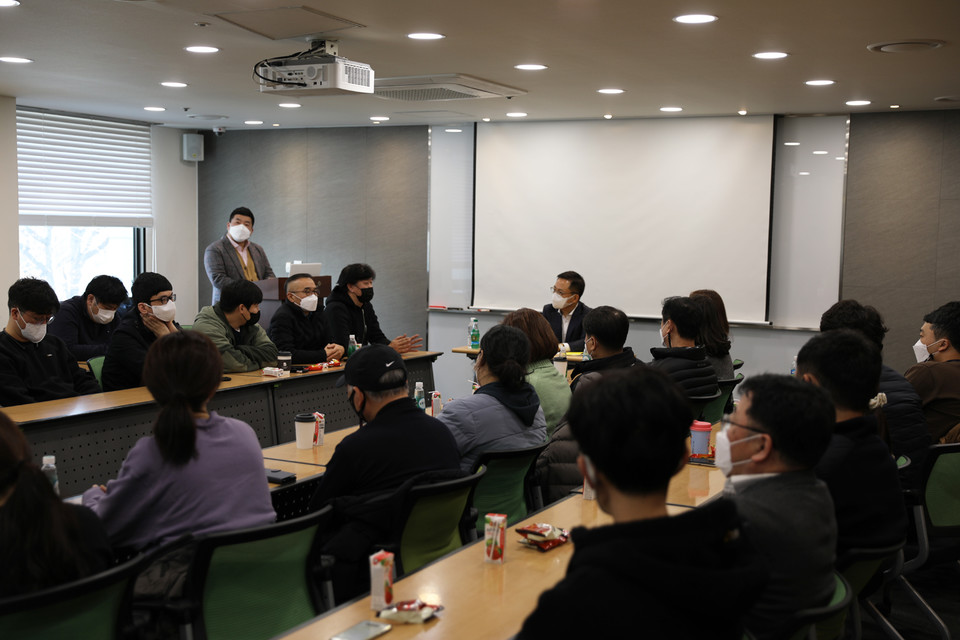 bhc치킨 경영진은 이번 회의를 통해가맹점 현장의 다양한 현안에 대한 폭넓은 의견을 청취했다. [사진=bhc치킨]