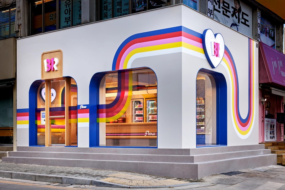 배스킨라빈스의  24시간무인 매장 ‘플로우(flow)’ 도곡점 [사진=SPC그룹]