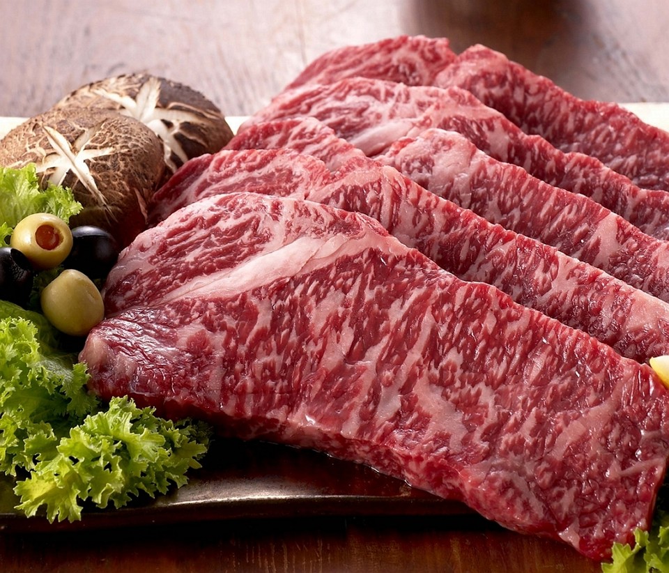  한우를 ‘2022년 설맞이 온라인 명절한우장터’를 통해 안심하고 좋은 가격에 구매할 수 있다. [사진=한우자조금관리위원회]