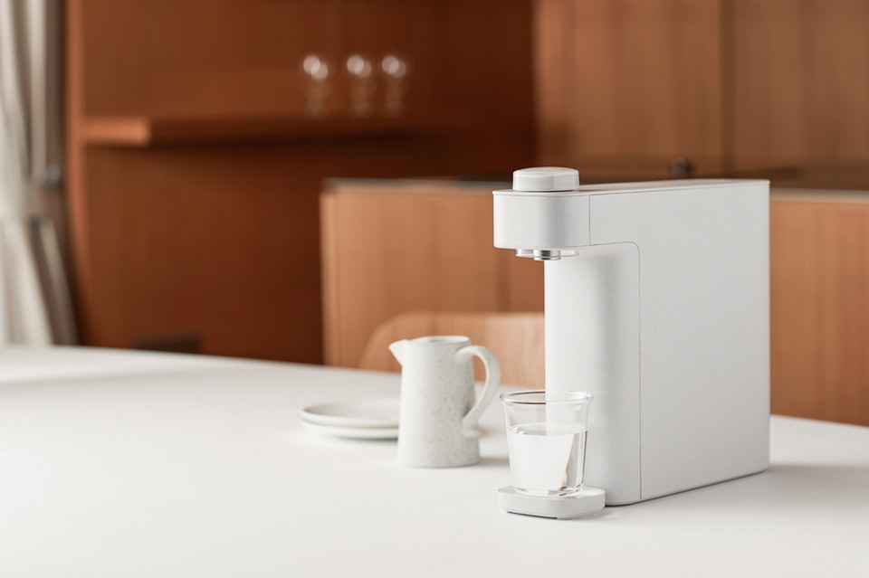 SK매직은 친환경 기능과 소재를 적용한 자가관리형 무전원 정수기 ‘에코미니 정수기 그린41’를 출시했다. [사진=SK매직]