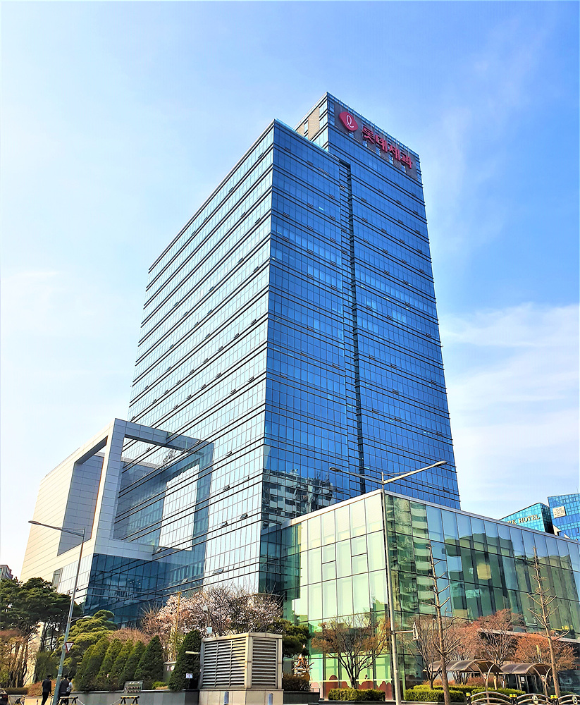 롯데제과는 대체 단백질 산업 투자를 위해 최근 식용 곤충 제조기업 아스파이어 푸드 그룹(Aspire food Group)에 약 100억원을 투자했다. [사진=롯데제과]