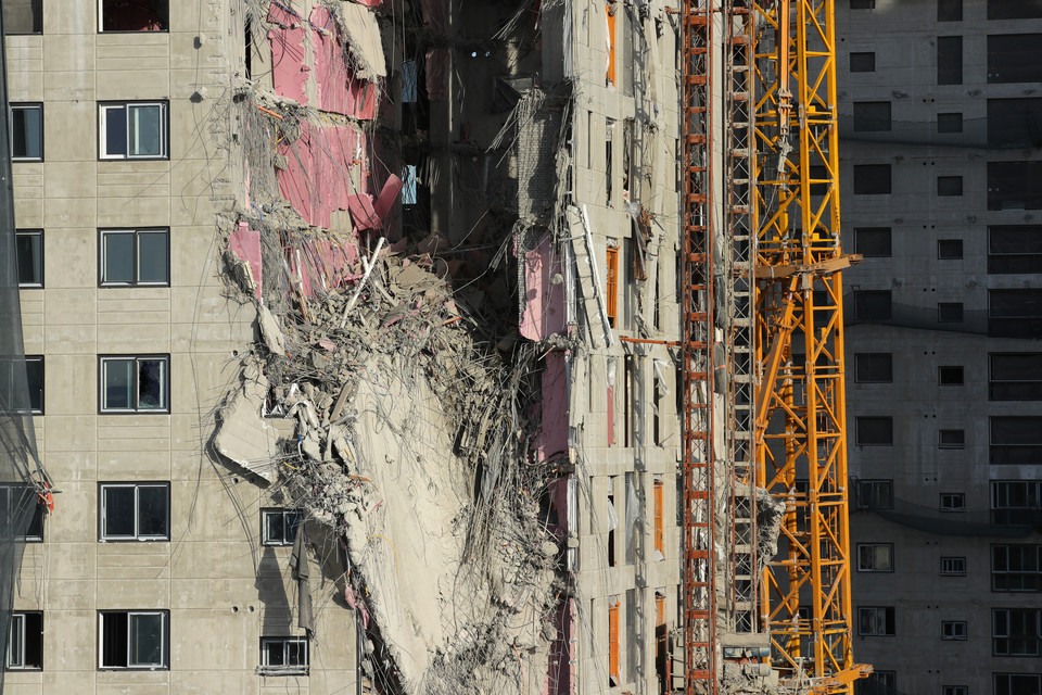 화정 아이파크 붕괴 현장 [사진=연합뉴스]