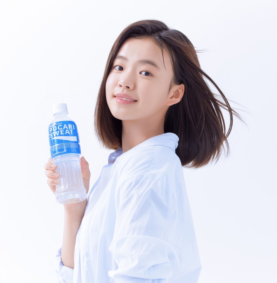 신예 배우 김시아가 포카리스웨트 광고의 32대 모델로 낙점됐다. 그가 출연한 TV광고는 4월 마지막 주 방영될 예정이다. [사진=동아오츠카]