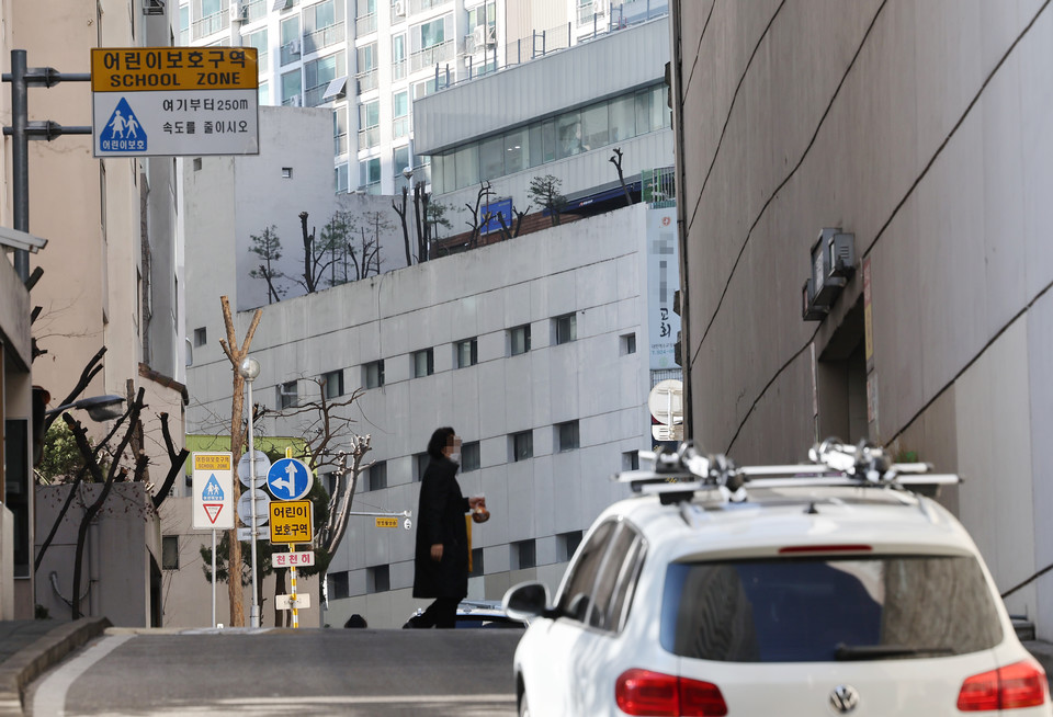 이면도로 중 하나인 어린이 보호구역. [사진=연합뉴스]