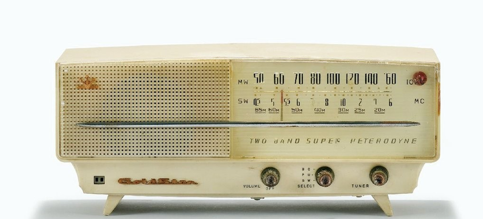 금성사의 1959년 진공관 라디오 [사진=연합뉴스]