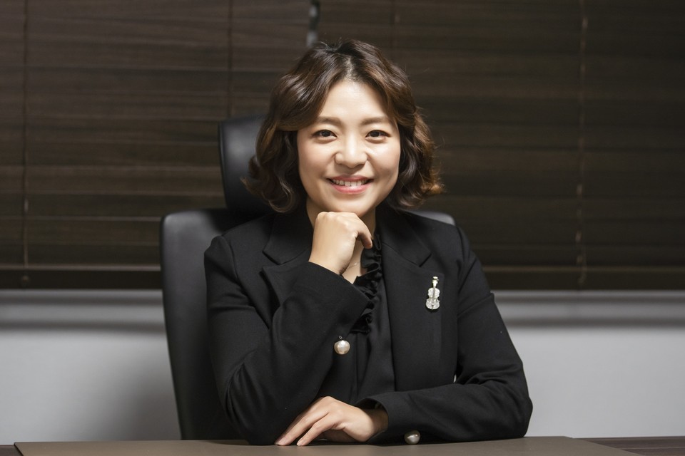 한샘 홈퍼니싱본부 김윤희 전무 [사진=한샘]