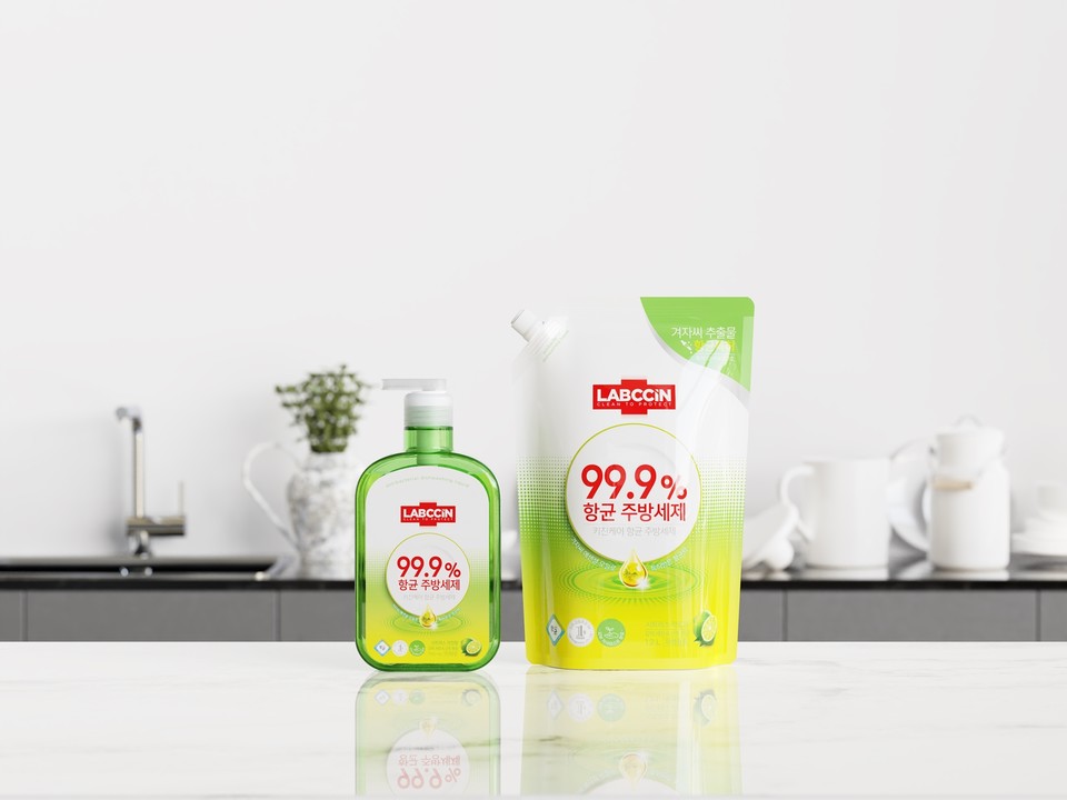 녹색기술제품으로 인정받은 ‘랩신 키친케어 항균 주방세제’ [사진=애경산업]