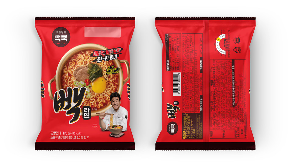 이마트가 오는 12일부터 더본코리아와 손잡고 백종원 대표의 특제 비법 레시피를 반영한 '빽라면'을 오프라인 단독으로 선보인다. [사진=이마트]