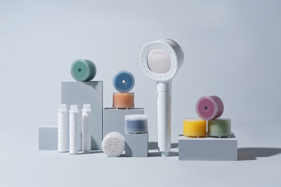 SK매직은 샤워기 필터까지 정기 배송 받을 수 있는 기능성 필터샤워기 ‘매직플러스(magic+)’ 3종을 출시한다. [사진=SK매직]