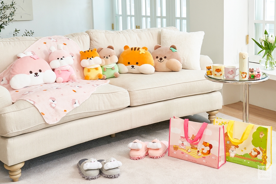 아성다이소가 '2023 봄 시즌 볼이 빵빵한 친구들'을 출시한다. [사진=아성다이소]