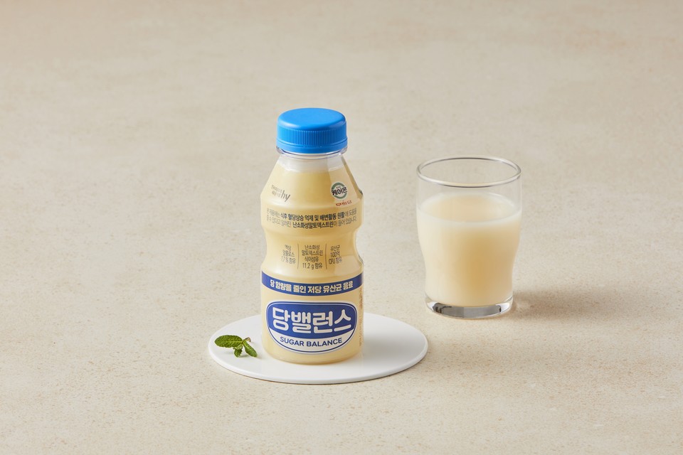 hy, 당함량 79% 줄인 저당 유산균 음료 '케어온 당밸런스' 출시 (사진=hy 제공)