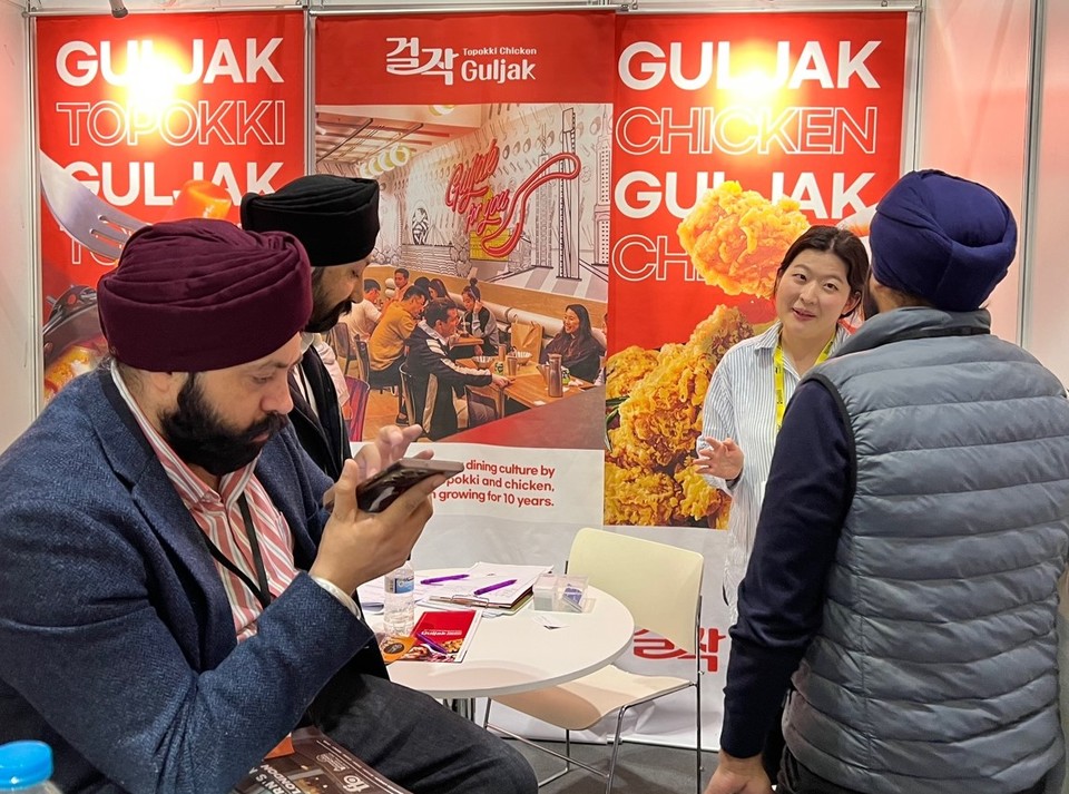aT는 국내 우수 외식 프랜차이즈 4개 사가 참가한 한국관 운영을 통해 총 119회 상담으로 2327만 달러의 성과를 달성했다. [사진= aT]