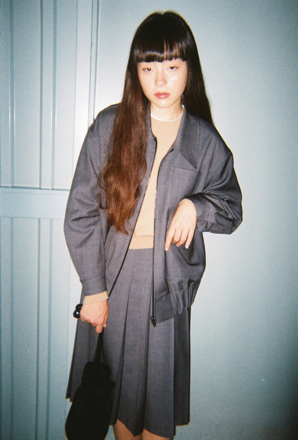 삼성물산 패션부문의 뉴 클래식 여성복 브랜드 ‘디 애퍼처(The Aperture)’는 ‘빈티지 스쿨 클럽’을 주제로 한 2023년 가을 컬렉션을 출시했다. [사진=삼성물산]