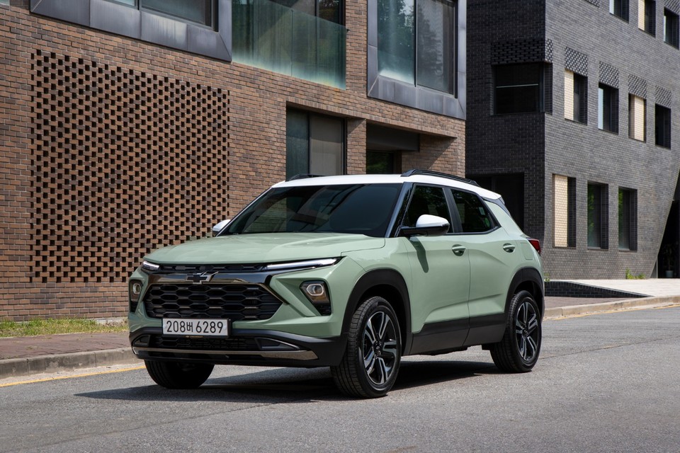 쉐보레가 7월에 이어 8월에도 ‘시원한 여름, 쉐보레와 함께 떠나요!’ 프로모션을 진행한다. 사진은 쉐보레 더 뉴 트레일블레이저 [사진=쉐보레