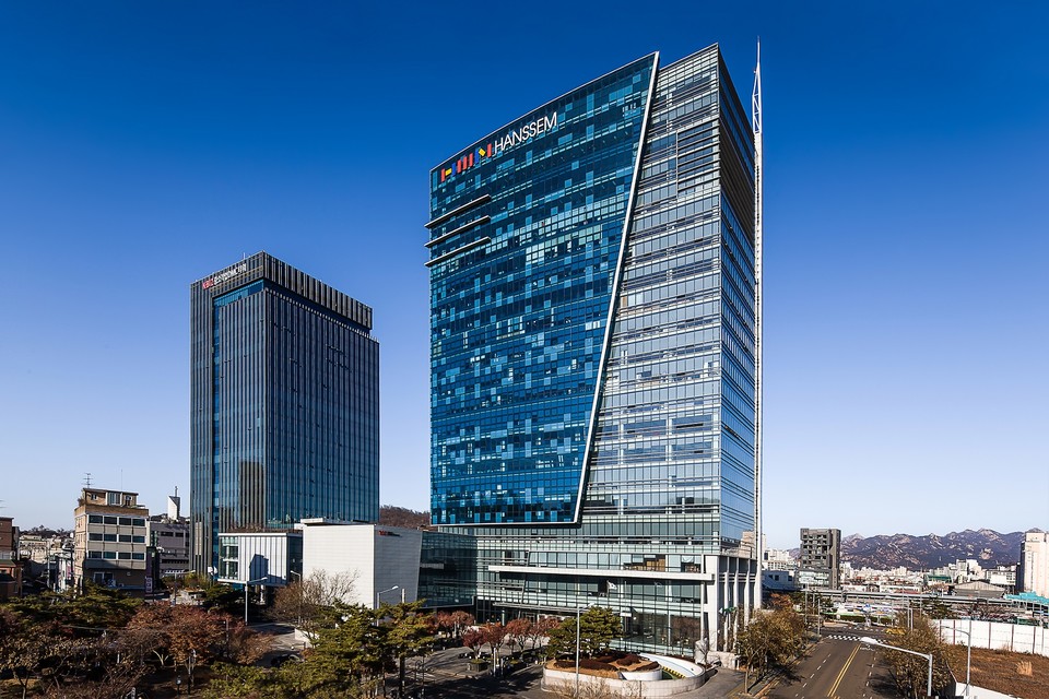 한샘은 10일 이사회를 열어 1주당 1500원의 현금 분기배당을 의결했다고 공시했다. [사진=한샘]