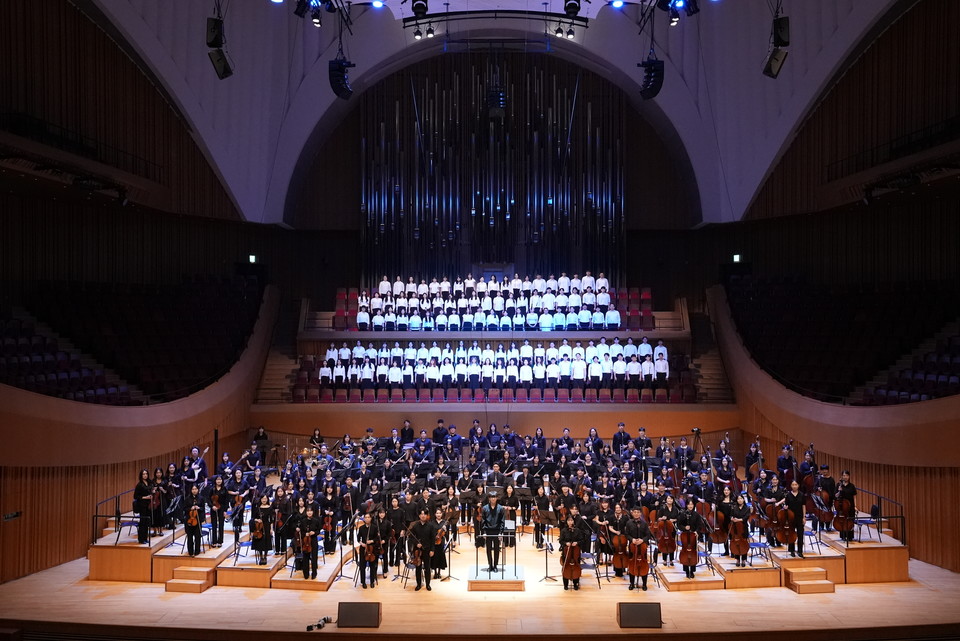 동아제약이 지난 21일 후원하고 사단법인 메리가 주최하는 자선 연주회가 롯데콘서트홀에서 성료했다. [사진=동아제약]
