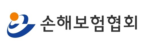 손해보험 사회공헌협의회와 서울시는 서울시청 대회의실에서 저출생 위기극복 공동협력 업무 협약을 체결했다. [사진=손해보험협회]