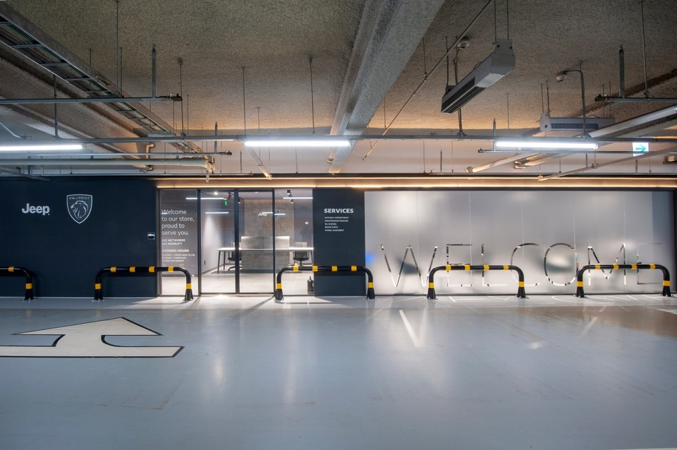 서초 지프‧푸조 서비스센터 입구 [사진=스텔란티스 코리아]