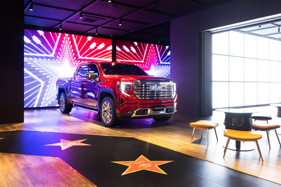  ‘더 하우스 오브 지엠’ 리뉴얼 오픈_2층 디스플레이 [사진=GM]