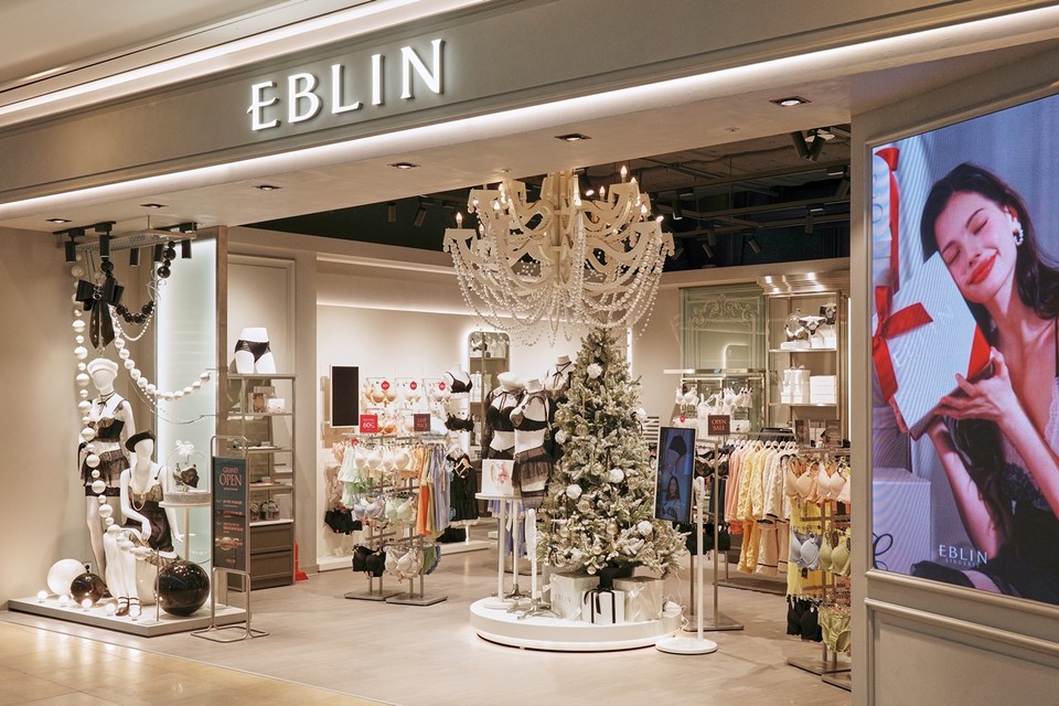 이랜드가 운영하는 여성 란제리 브랜드 에블린(EBLIN)이 지난 3일 고양 스타필드 스토어를 리뉴얼 오픈했다. [사진=이랜드]