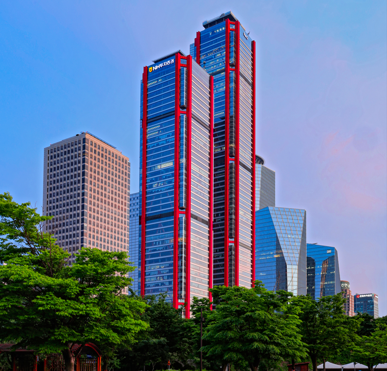 NH투자증권은 한국거래소와 11월 1일부터 2일까지 싱가포르와 홍콩에서 아시아 주요 기관투자가를 대상으로 ‘코스닥 글로벌 IR 컨퍼런스’을 공동 주관한다. [사진=NH투자증권]