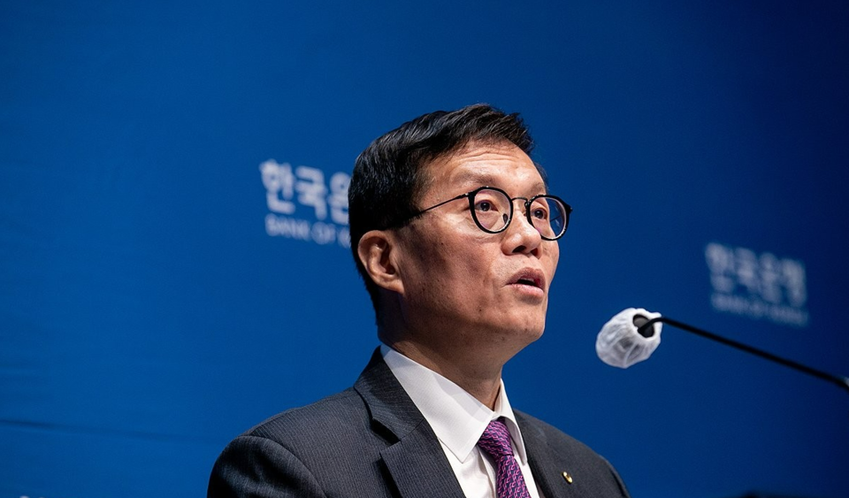 금융시스템 내의 유동성 안전판 강화를 위해 한국은행 대출의 적격담보 범위를 금융기관이 보유한 대출채권까지 확대하기로 한 만큼, 세부 시행 방안 등 관련 제도를 조속히 마련해 나가야 할 것이다. [사진=연합뉴스]