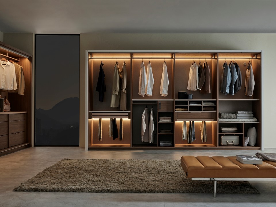 시그니처 붙박이장의 내부는 크게 와이드장·맞춤장·일반장·높은장으로 구성됐다. [사진=한샘] 