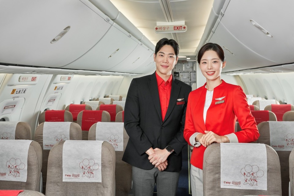 티웨이항공은 오는 29일 오후 2시까지 공식 채용 홈페이지를 통해 신입 객실승무원 모집을 진행한다. [사진=티웨이항공]