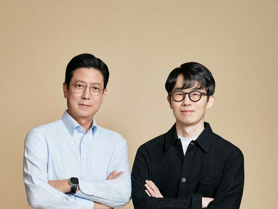 (왼쪽부터) 김정욱 대표이사와 강대현 대표이사 [사진=넥슨]