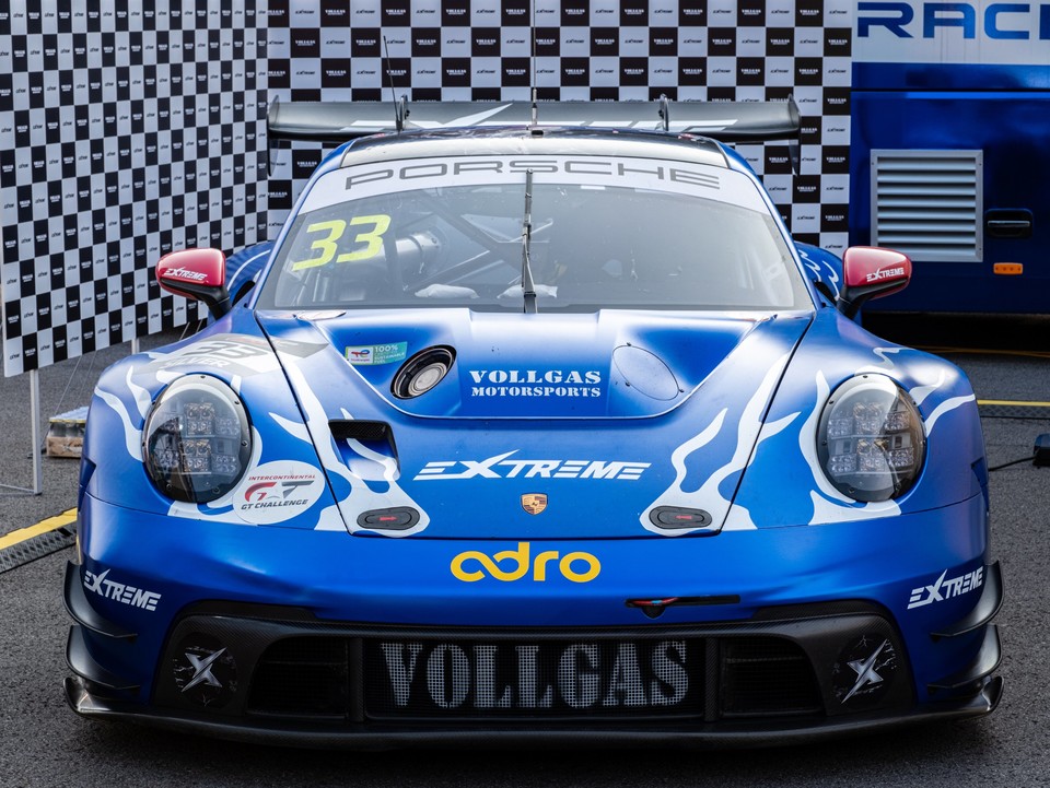 익스트림, 포르쉐 911 GT3 시승 이벤트 등...슈퍼레이스 공식 스폰서 성료. (익스트림 제공)