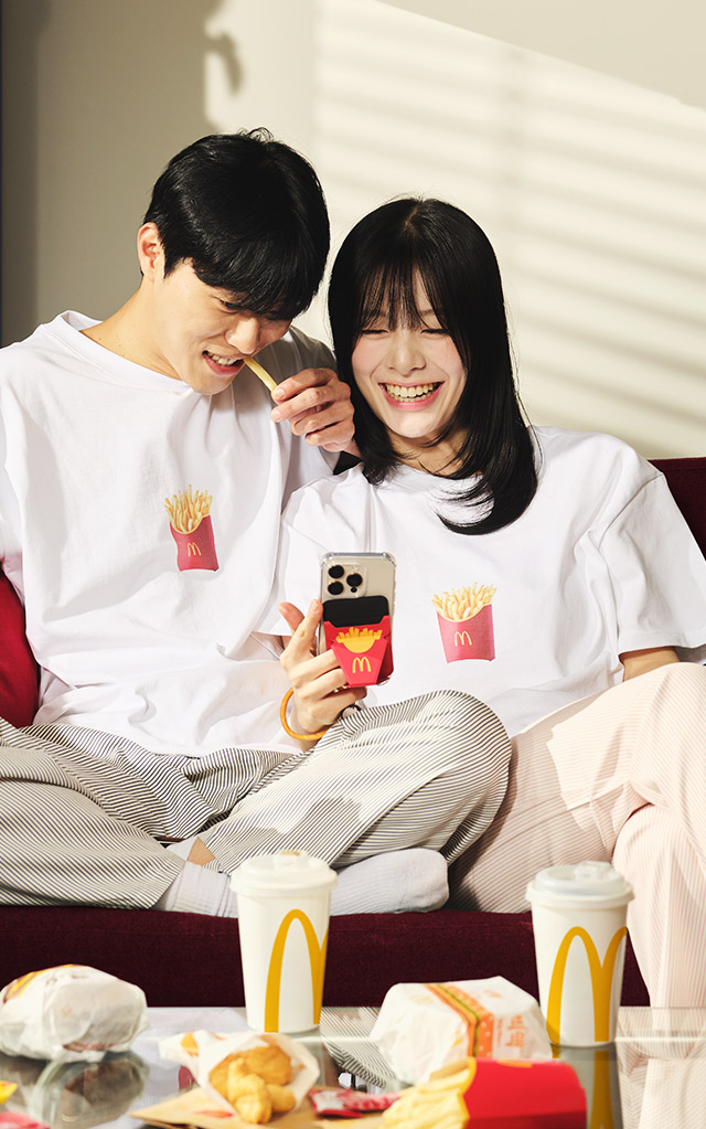 맥도날드가 인기 콘텐츠 크리에이터 ‘빠더너스(BDNS)’와 협업한 한정판 굿즈를 포인트로 교환할 수 있는 고객 감사 이벤트를 진행한다고 7일 밝혔다