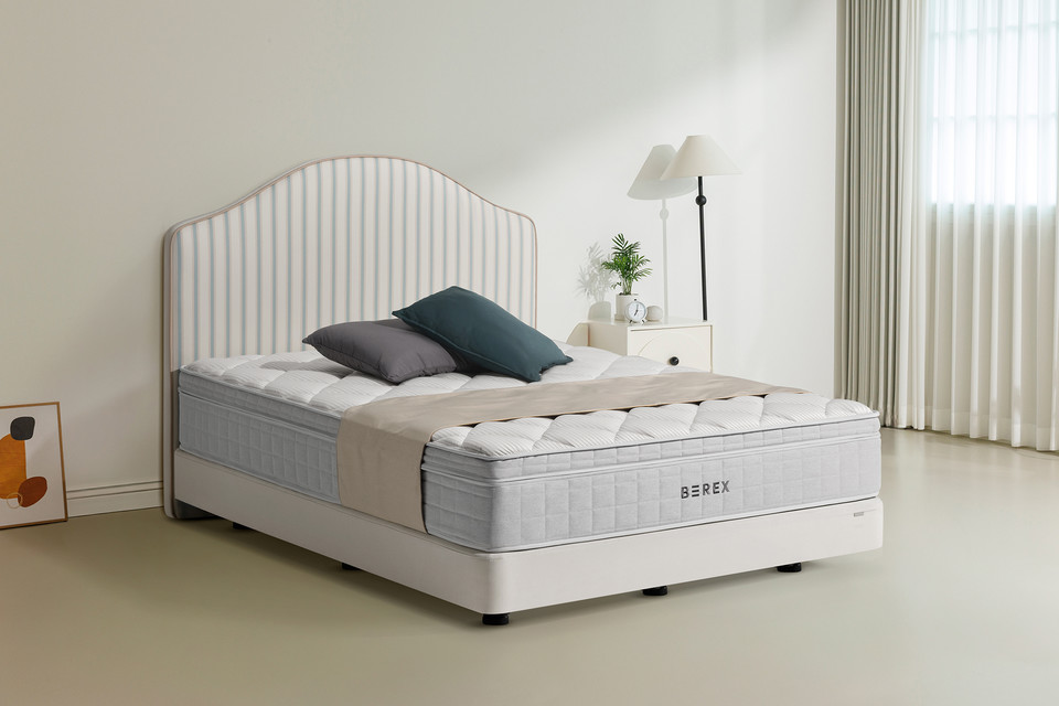 코웨이 비렉스 루나 프레임, 민트 스트라이프. (코웨이 제공)